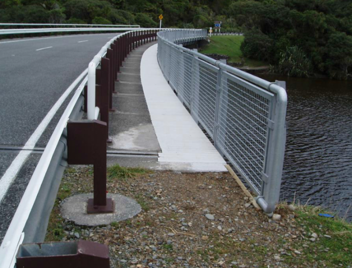 CroppedImage915606 Porararo River Bridge 1